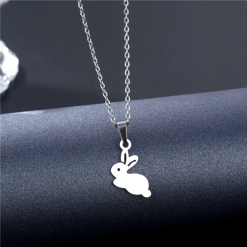 2021 Stainless Steel Cute Rabbit Animal Necklace for Women Bunny Rabbit Choker Pendant Clavicle chain Necklace Jewelry wholesale
2021 Stainless Steel Cute Rabbit Animal Necklace for Women Bunny Rabbit Choker Pendant Clavicle chain Necklace Jewelry wholesale