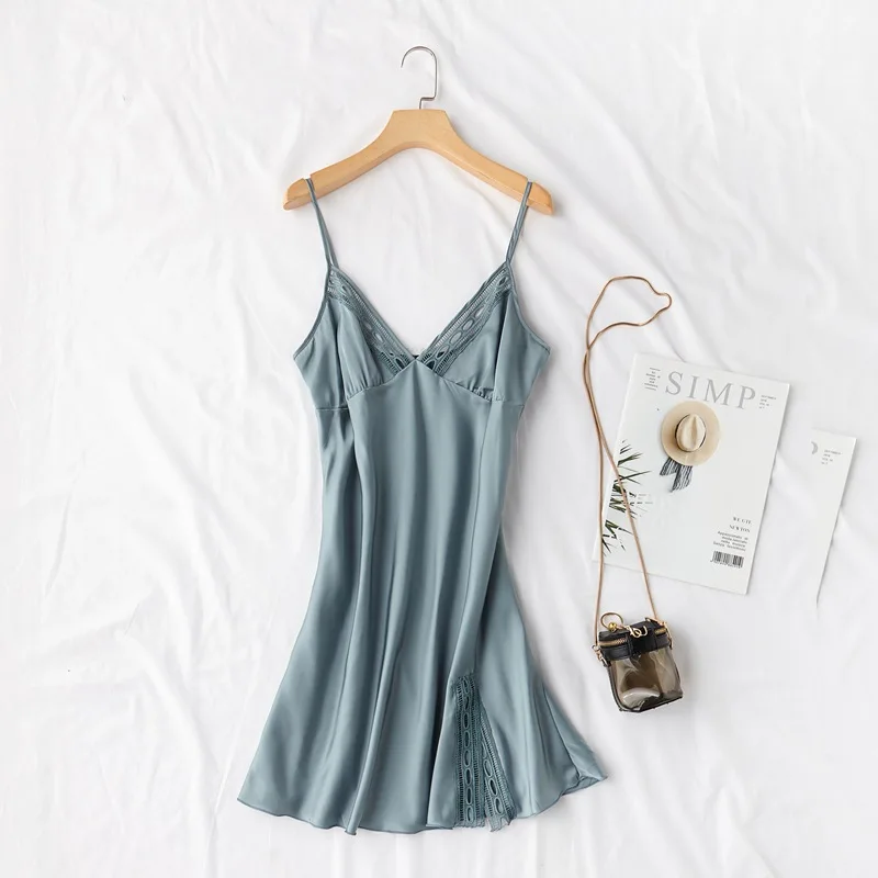 V-Neck Sleeveless Robes Womens Negligee Suspender Gown Solid Nightgown Summer Sleepwear Sleepshirts Lingerie Homewear
V-Neck Sleeveless Robes Womens Negligee Suspender Gown Solid Nightgown Summer Sleepwear Sleepshirts Lingerie Homewear