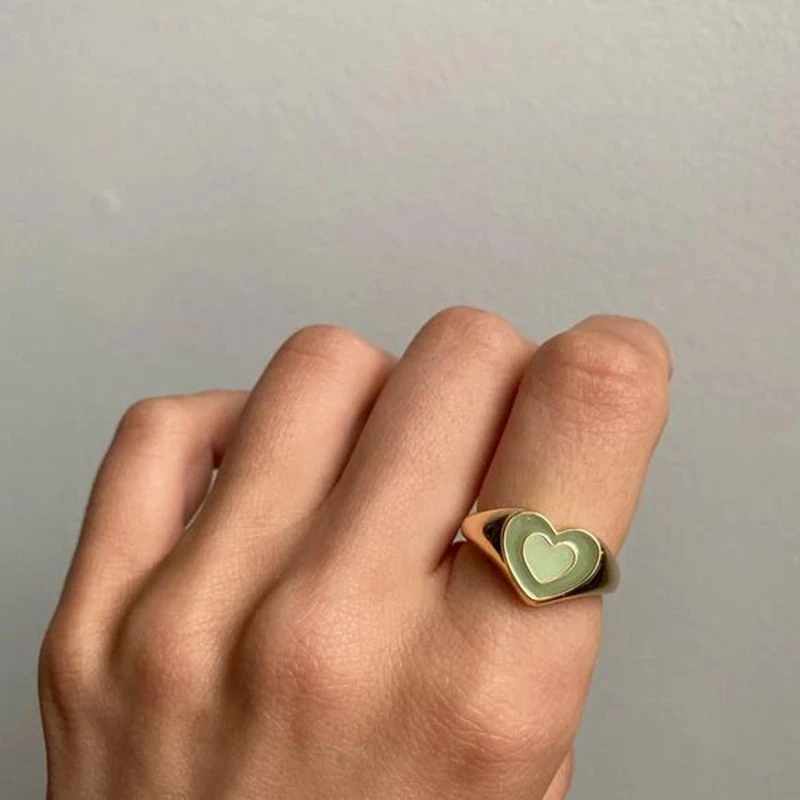 Vintage Fashion Women Double Layer Heart Open Finger Ring Dripping Oil Decoration Party Enamel Adjustable Design Ring Jewelry
Vintage Fashion Women Double Layer Heart Open Finger Ring Dripping Oil Decoration Party Enamel Adjustable Design Ring Jewelry