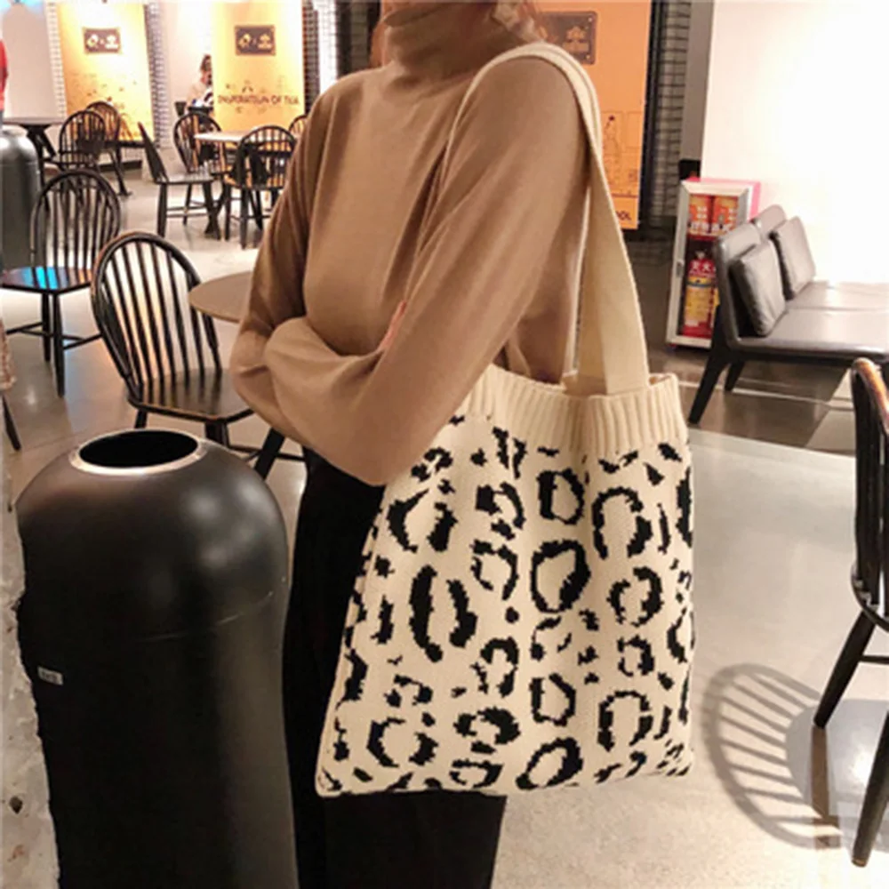 Lady Knitting Gypsy Bohemian Boho Chic Leopard Tote Bag Women Crochet Woolen Open Shopper Top Handle Bag Female Shoulder Bag
Lady Knitting Gypsy Bohemian Boho Chic Leopard Tote Bag Women Crochet Woolen Open Shopper Top Handle Bag Female Shoulder Bag