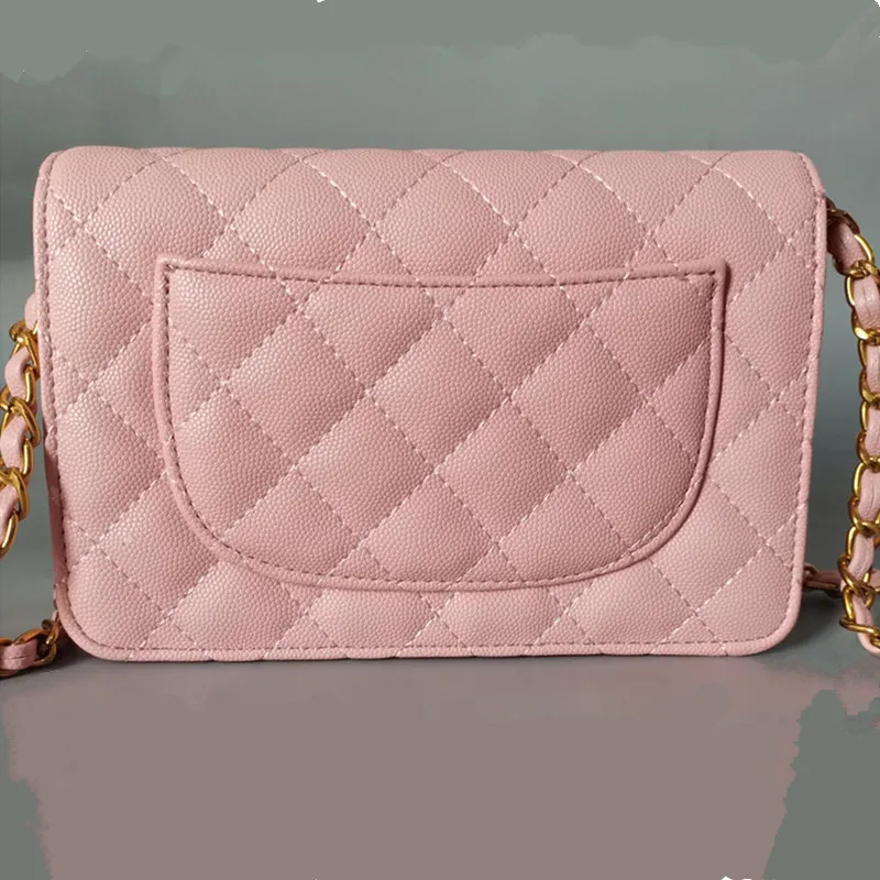 Классическая сумка-мессенджер на одно плечо, модная металлическая Серебристая сумка на цепочке, универсальная маленькая квадратная сумка
Классическая сумка-мессенджер на одно плечо, модная металлическая Серебристая сумка на цепочке, универсальная маленькая квадратная сумка