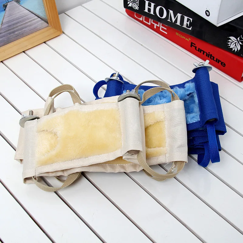 1Pcs Pet Hamster Supplies Plush Cotton Nest Wooden Skeleton Winter Warm Sleeping Bag Hanging Hammock Multilayer
1Pcs Pet Hamster Supplies Plush Cotton Nest Wooden Skeleton Winter Warm Sleeping Bag Hanging Hammock Multilayer