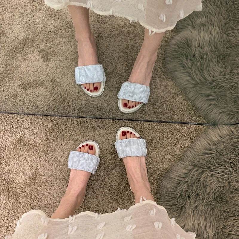 DLEK Ladies Shoes and Sandals Comfortable Crystal Bling Modern Lady Slippers Sweet Handmade Breathable Summer Women Shoes
DLEK Ladies Shoes and Sandals Comfortable Crystal Bling Modern Lady Slippers Sweet Handmade Breathable Summer Women Shoes