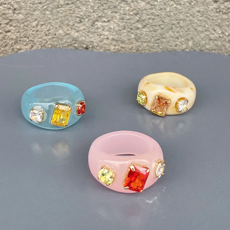 Transparent Resin Acrylic Rhinestone Colourful Geometric Square Rhinestones Round Rings Set for Women Jewelry Party Gifts
Transparent Resin Acrylic Rhinestone Colourful Geometric Square Rhinestones Round Rings Set for Women Jewelry Party Gifts