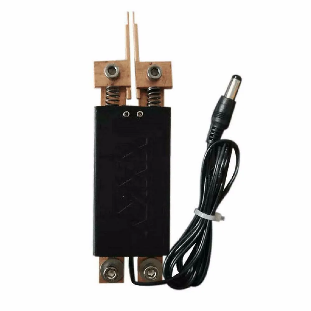 DIY Spot Welding Machine Welding 1865Battery Handheld Spot Welding Pen Automatic Trigger Built-in Switch Spot Welder
DIY Spot Welding Machine Welding 1865Battery Handheld Spot Welding Pen Automatic Trigger Built-in Switch Spot Welder