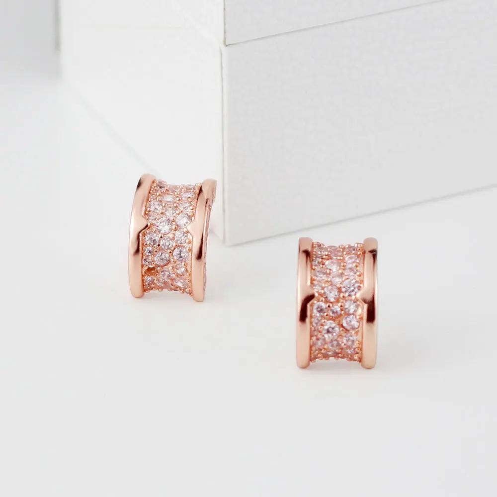 KT Jewelry Luxury Stud Earrings High Quality 1:1 LOGO Roman Shining Spring Rose Gold Color Spiral Earrings Bvl Jewelry For Woman
KT Jewelry Luxury Stud Earrings High Quality 1:1 LOGO Roman Shining Spring Rose Gold Color Spiral Earrings Bvl Jewelry For Woman