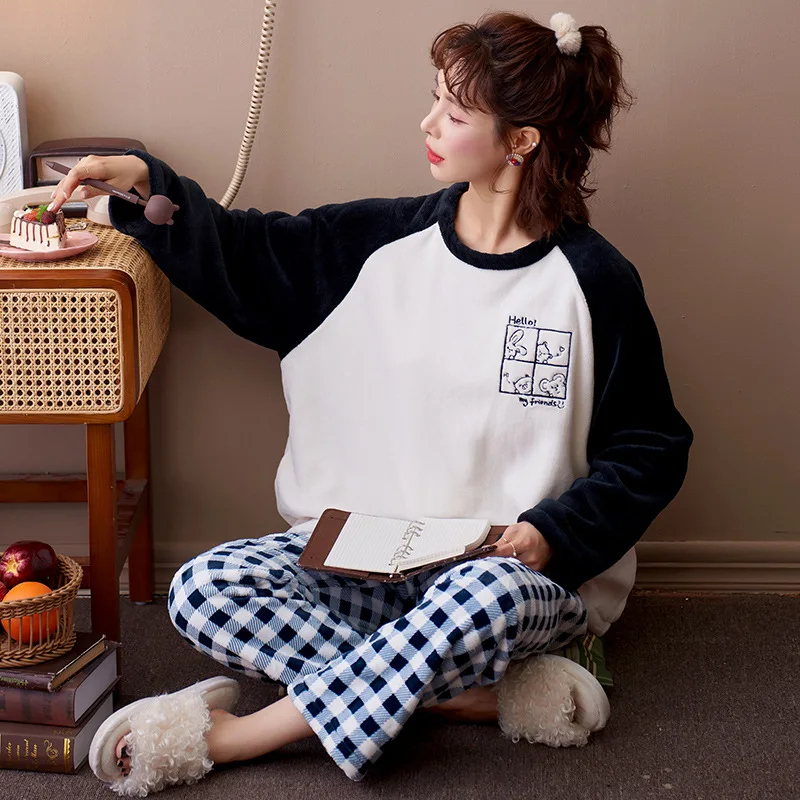 Winter Thick Warm Flannel Cute Pajamas Sets For Women Sleepwear Long Sleeves Clothing Home Wear Soft Pyjamas Set Female
Winter Thick Warm Flannel Cute Pajamas Sets For Women Sleepwear Long Sleeves Clothing Home Wear Soft Pyjamas Set Female
