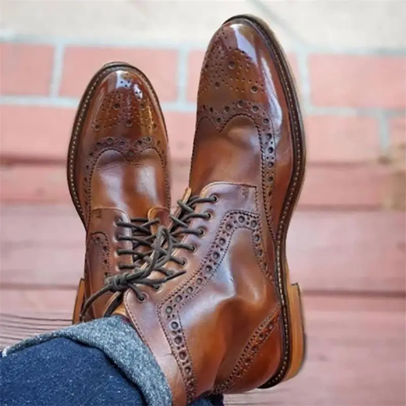 2021 New Men Shoes Fashion Casual British Gentleman Street Wild Handmade Brown PU Hollow Carved Lace Brogue Boots KS274
2021 New Men Shoes Fashion Casual British Gentleman Street Wild Handmade Brown PU Hollow Carved Lace Brogue Boots KS274