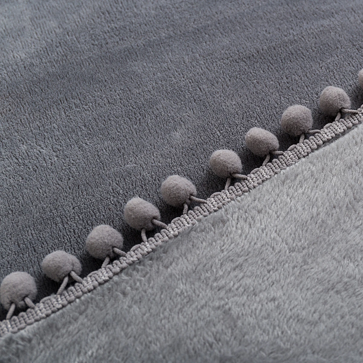 Soft Flannel Throw Blanket Solid Colour Tassels Balls Blankets For Beds Bedroom Decor Velvet Pompom Sofa Bedding Baby Blanket
Soft Flannel Throw Blanket Solid Colour Tassels Balls Blankets For Beds Bedroom Decor Velvet Pompom Sofa Bedding Baby Blanket