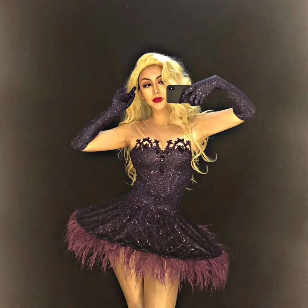 Sparkly Summer Women Purple Feather Sleeveless Short Evening Party Dress 2021 Birthday Celebrity Prom Female Singer Stage Wear
Sparkly Summer Women Purple Feather Sleeveless Short Evening Party Dress 2021 Birthday Celebrity Prom Female Singer Stage Wear