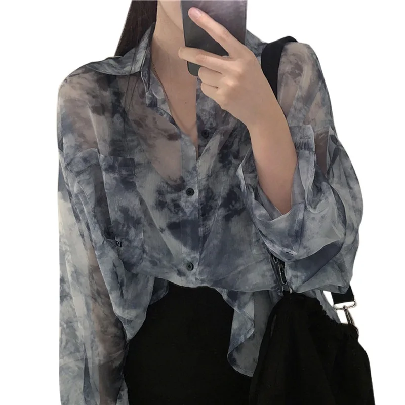 Spring&Summer Women Turn Down Collar Super Fairy Tie Dyed Color Long Sleeve Button Pocket Shirt Versatile Loose Sunscreen Top
Spring&Summer Women Turn Down Collar Super Fairy Tie Dyed Color Long Sleeve Button Pocket Shirt Versatile Loose Sunscreen Top