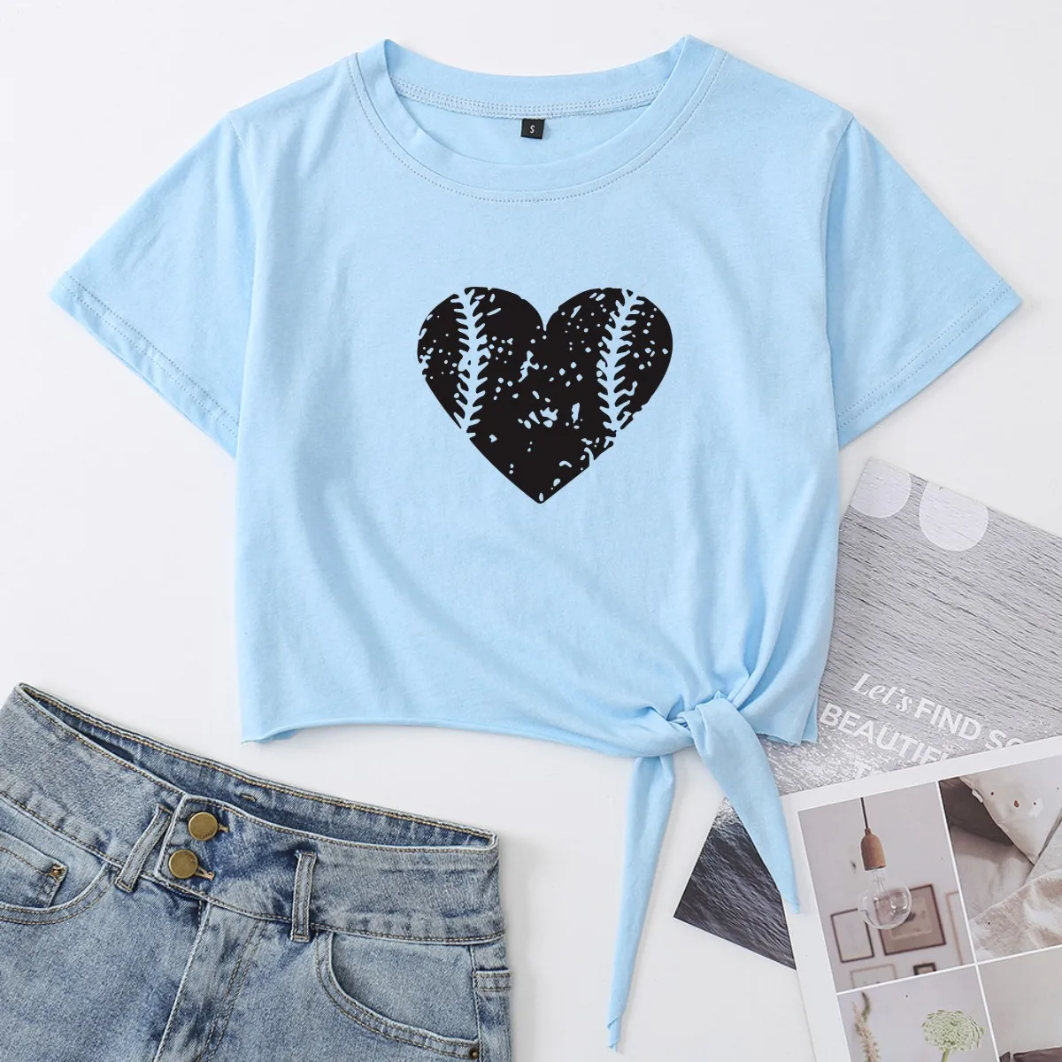 Baseball Heart Love Baseballs Knotted Crop Top Shirt Women Summer Short Sleeve Print Cotton T-Shirt Cropped Tops Tee Front Knot
Baseball Heart Love Baseballs Knotted Crop Top Shirt Women Summer Short Sleeve Print Cotton T-Shirt Cropped Tops Tee Front Knot