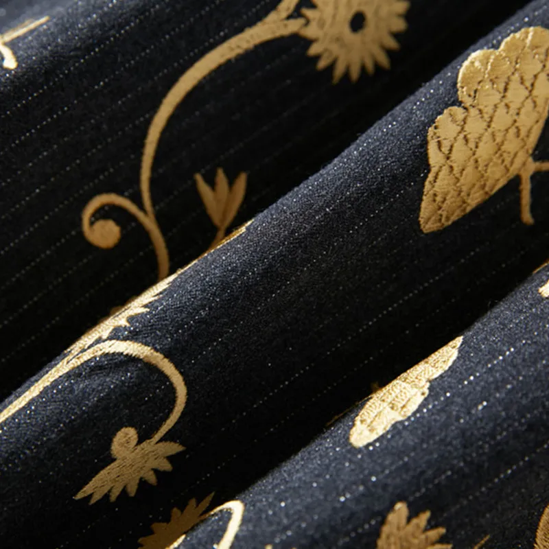 2021 Spring Runway Designer Embroidery Pencil Dress Office Lady Elegant Lady Vintage Knee Length Party Robe Femme Black Vestidos 
2021 Spring Runway Designer Embroidery Pencil Dress Office Lady Elegant Lady Vintage Knee Length Party Robe Femme Black Vestidos