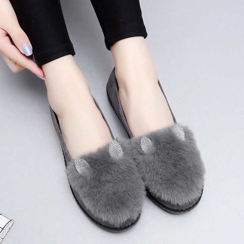 Cloth shoes, women's shoes, autumn and winter plush shoes, women's outer wear plus velvet warm soft-soled cotton shoes, flat win
Cloth shoes, women's shoes, autumn and winter plush shoes, women's outer wear plus velvet warm soft-soled cotton shoes, flat win