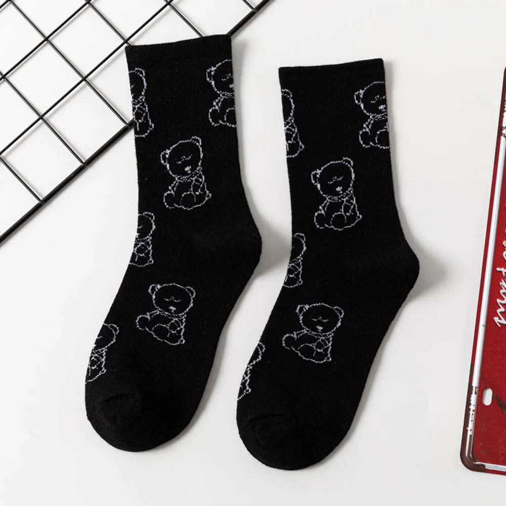 New female Japanese sock cartoon Bear Autumn Winter Personality Wild cotton tide sock Women
New female Japanese sock cartoon Bear Autumn Winter Personality Wild cotton tide sock Women