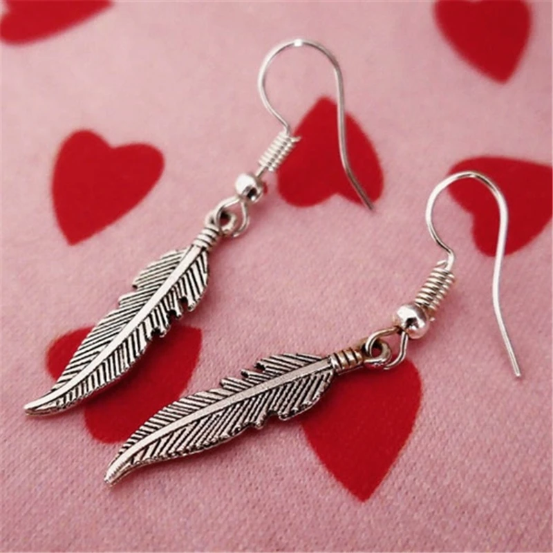 Feather antique silver color Dangle Drop Hook Earrings, Feather Earrings, Feather Jewelry, Boho Earrings
Feather antique silver color Dangle Drop Hook Earrings, Feather Earrings, Feather Jewelry, Boho Earrings