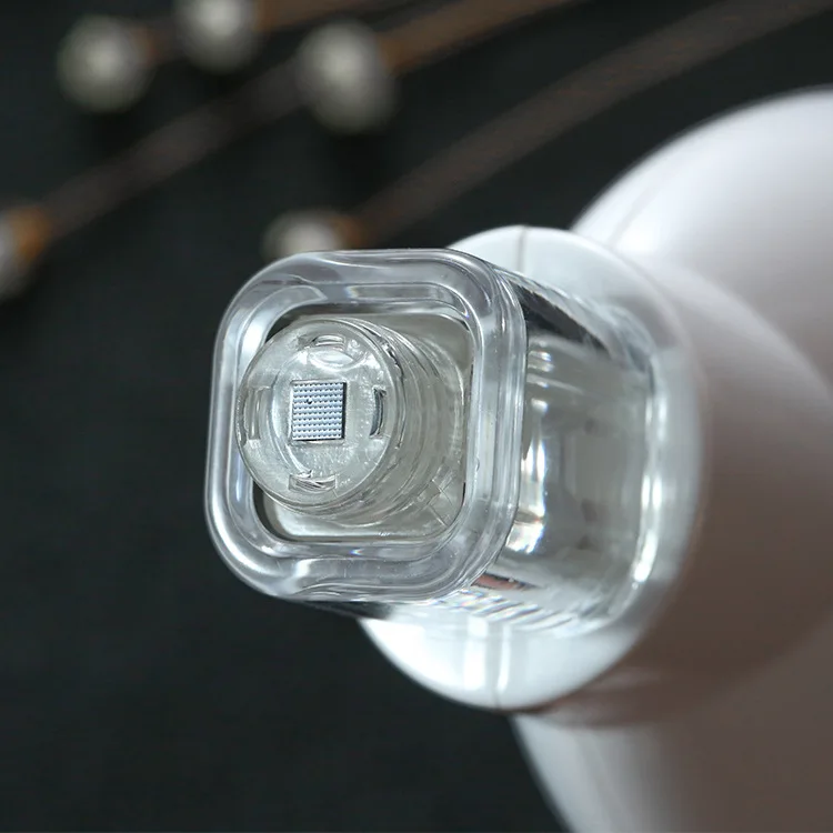 Rejuvenation Microcrystalline Needle-Free Painless Essence Introduction Device Nano Water Light Gun Nano SPA Skin Care Tools
Rejuvenation Microcrystalline Needle-Free Painless Essence Introduction Device Nano Water Light Gun Nano SPA Skin Care Tools