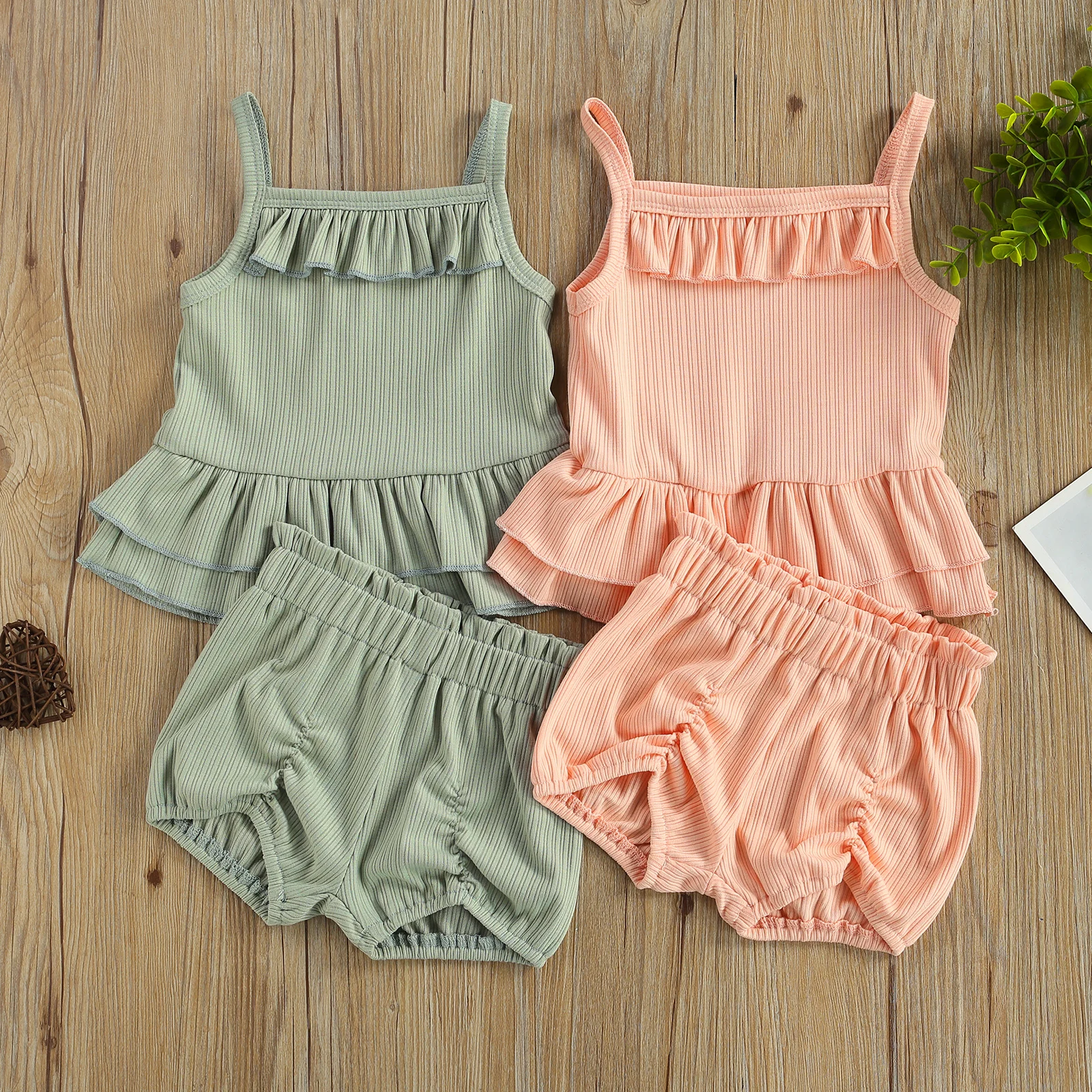2Pcs Girls Ribbed Outfit, Summer Toddlers Solid Color Lace Decoration Sleeveless Suspender Top + Casual Shorts Set
2Pcs Girls Ribbed Outfit, Summer Toddlers Solid Color Lace Decoration Sleeveless Suspender Top + Casual Shorts Set