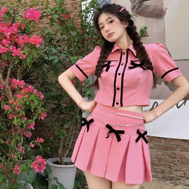 French Small Fragrance Women Suit 2022 Summer Japanese Style Sweet 2 Piece Set Women Crop Top Short Shirt And Pleated Skirt Sets
French Small Fragrance Women Suit 2022 Summer Japanese Style Sweet 2 Piece Set Women Crop Top Short Shirt And Pleated Skirt Sets
