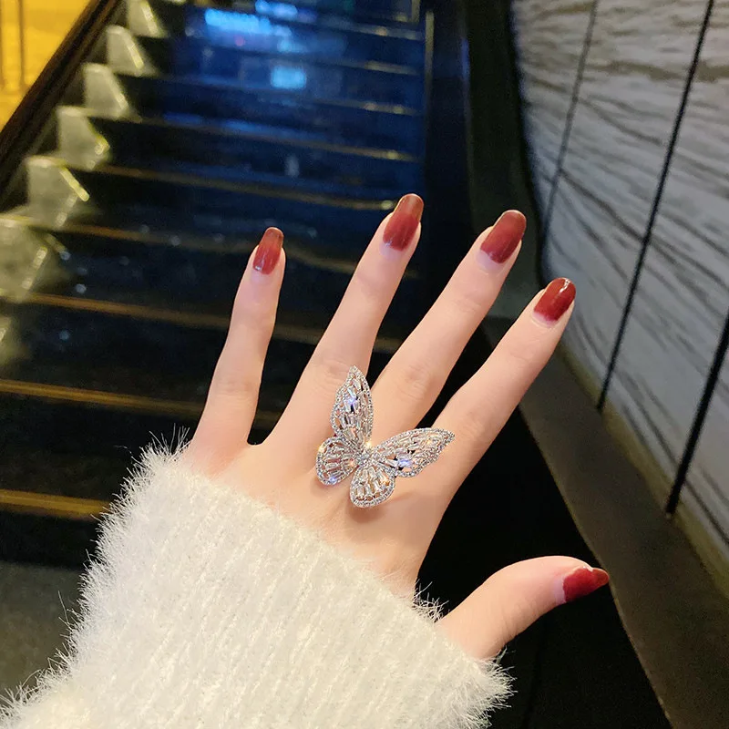 New Design Fashion Opening High-Grade Inlaid Zircon Butterfly Rings Luxury Shiny Cocktail Party Women Jewelry Gifts
New Design Fashion Opening High-Grade Inlaid Zircon Butterfly Rings Luxury Shiny Cocktail Party Women Jewelry Gifts
