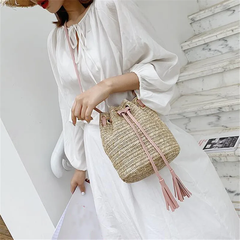 Women Bags Handbags Famous Brands Fashion Solid Color High Capacity Weave Tassels Shoulder Bucket Bags Bolso Mujer
Women Bags Handbags Famous Brands Fashion Solid Color High Capacity Weave Tassels Shoulder Bucket Bags Bolso Mujer