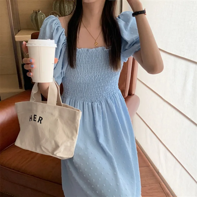 Hzirip Solid Color Gentle Chic Fashion Square Neck Thin Puff Sleeve Summer New 2021 All-Match Elegant Embroidered Ladies Dress
Hzirip Solid Color Gentle Chic Fashion Square Neck Thin Puff Sleeve Summer New 2021 All-Match Elegant Embroidered Ladies Dress
