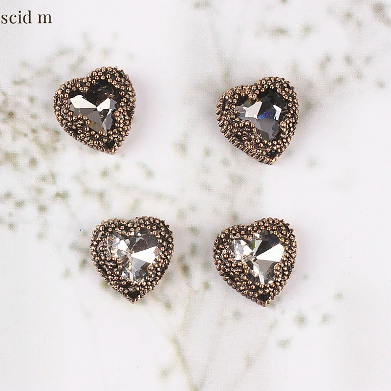 5 Pcs/Lot Retro Lace Crystal Diamond Plate Flower Rhinestone Button Jewelry Scarf For Hair Accessories Sewing Decorative Coat
5 Pcs/Lot Retro Lace Crystal Diamond Plate Flower Rhinestone Button Jewelry Scarf For Hair Accessories Sewing Decorative Coat