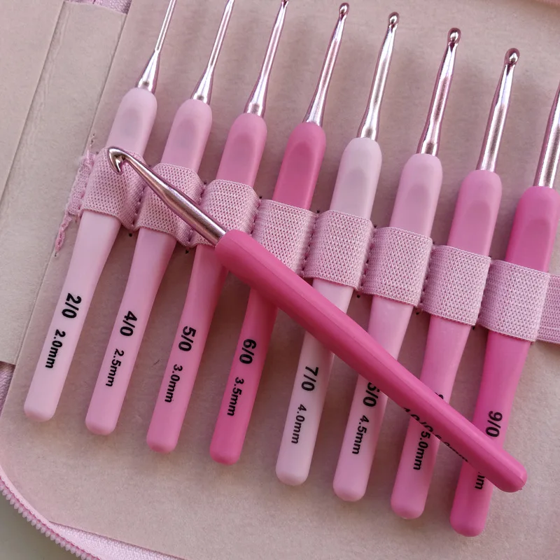 9pcs Pink Aluminum Crochet Hook Tool Set DIY Knitting Sweater Needles Woven Scraves Soft Handle Hooks DIY Sewing Accessories
9pcs Pink Aluminum Crochet Hook Tool Set DIY Knitting Sweater Needles Woven Scraves Soft Handle Hooks DIY Sewing Accessories