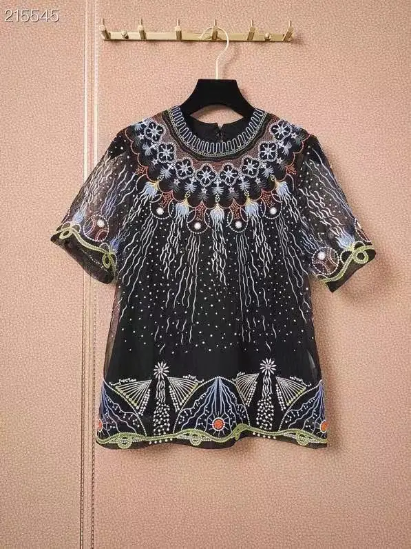 2021 Designer Fashion Summer Shirt Runway New Mesh Embroidery Women Short Sleeves Black High Quality Shirt
2021 Designer Fashion Summer Shirt Runway New Mesh Embroidery Women Short Sleeves Black High Quality Shirt