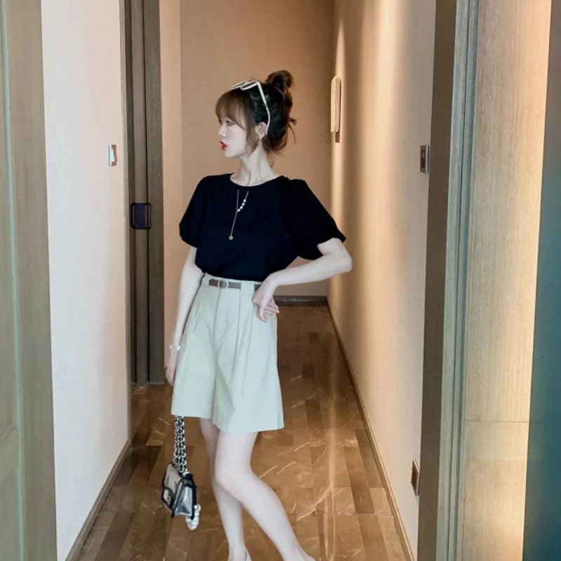Women 2021 Summer 2 Piece Sets Female Short Sleeve T-shirt Tops and High Waist Shorts Set Ladies Casual Tracksuit Outfits R148
Women 2021 Summer 2 Piece Sets Female Short Sleeve T-shirt Tops and High Waist Shorts Set Ladies Casual Tracksuit Outfits R148