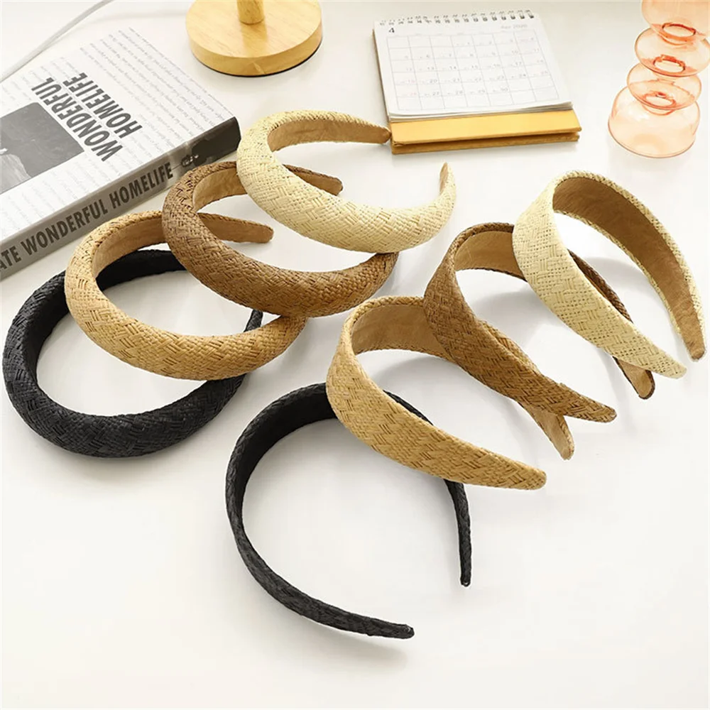 Pastoral Style Woven Raffia Headband Hair Band For Women Girl Fashion Bohemian Grass Weave Wide Hair Band 2021 New
Pastoral Style Woven Raffia Headband Hair Band For Women Girl Fashion Bohemian Grass Weave Wide Hair Band 2021 New