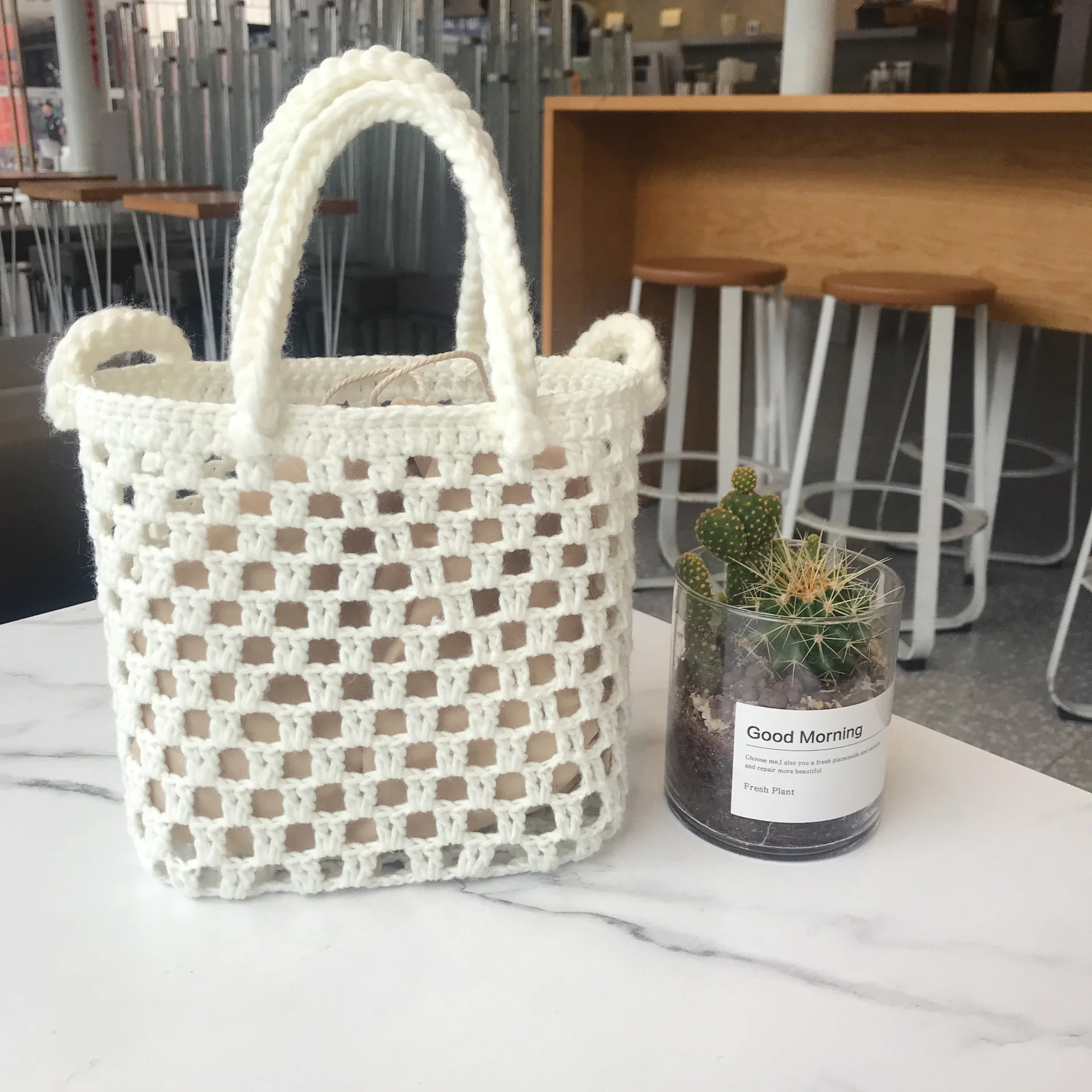 Ins Hot Beach Bag New Cotton Flower Hollow Out Woven Bag Holiday Outing Basket Straw Bag
Ins Hot Beach Bag New Cotton Flower Hollow Out Woven Bag Holiday Outing Basket Straw Bag