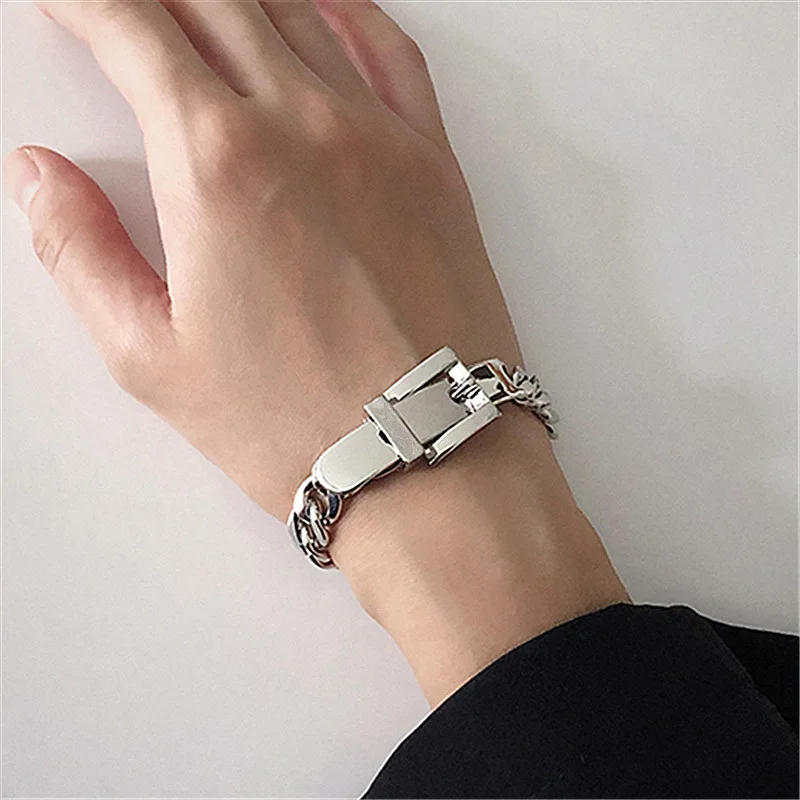 7Rings Trendy Style Punk Chic Niche Bangles For Unisex Hip Pop Cool Geometric Alloy Plated Chian Fashion Jewelry For Couple
7Rings Trendy Style Punk Chic Niche Bangles For Unisex Hip Pop Cool Geometric Alloy Plated Chian Fashion Jewelry For Couple