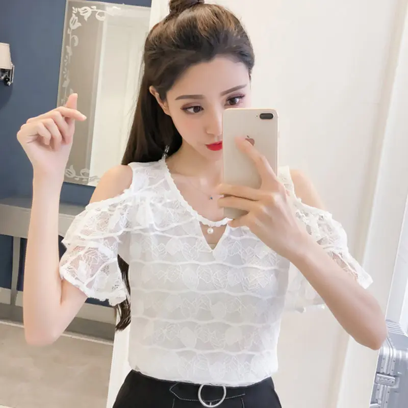 

2019 Nova Moda Feminina Lace Floral Patchwork Plissado Blusa Camisas de Manga Curta Oco Out Tops Casuais Elegantes