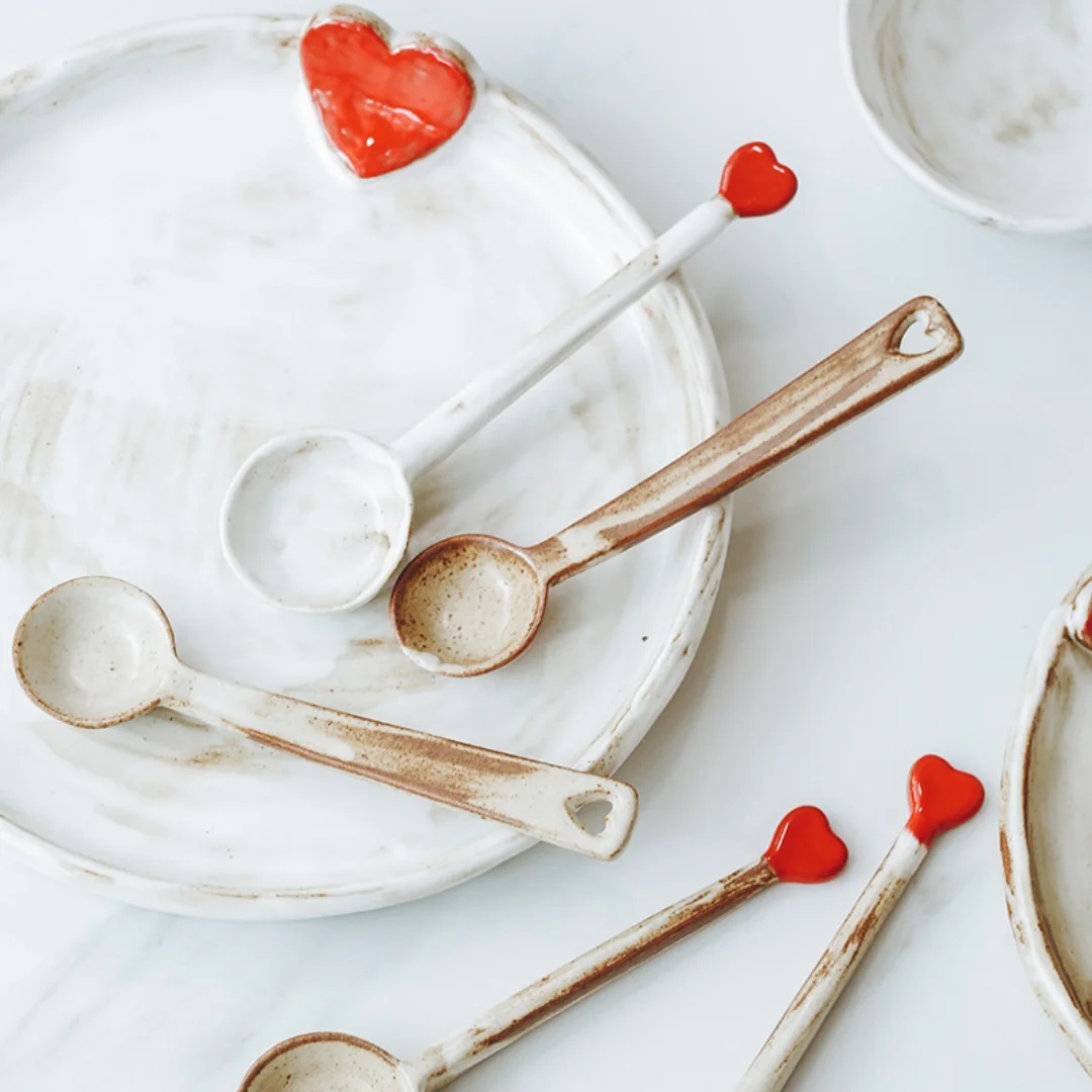Handmade Ceramic Retro Love Spoon Creative Home Stirring Dessert Dinner Soup Kitchen Utensils Couple Tableware Birthday Gift
Handmade Ceramic Retro Love Spoon Creative Home Stirring Dessert Dinner Soup Kitchen Utensils Couple Tableware Birthday Gift