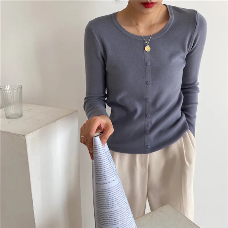 Alien Kitty 2021 New Autumn Women Cardigan Solid Color Single-Breasted O Neck Comfortable Casual Long-Sleeved Knitted Sweater
Alien Kitty 2021 New Autumn Women Cardigan Solid Color Single-Breasted O Neck Comfortable Casual Long-Sleeved Knitted Sweater