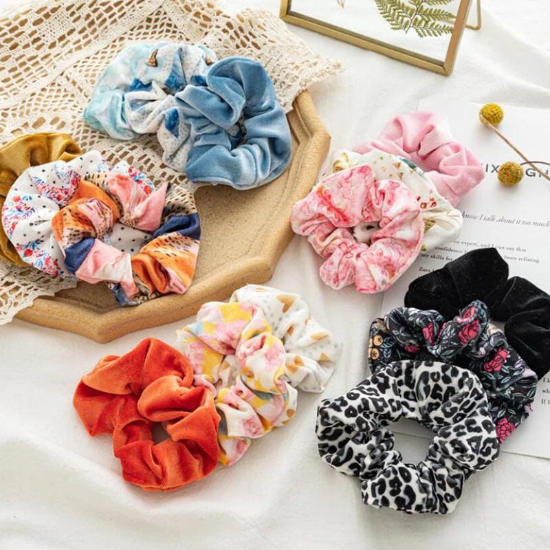 3Pcs/Set Woman Fashion Scrunchies Velvet Hair Ties Girls Ponytail Holders Rubber Band Elastic Hairband Hair Accessories Headwear
3Pcs/Set Woman Fashion Scrunchies Velvet Hair Ties Girls Ponytail Holders Rubber Band Elastic Hairband Hair Accessories Headwear