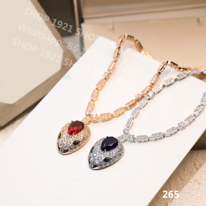 Luxury fashion snake Necklace high technology high quality back mesh design sapphire platinum plated Asian gold material
Luxury fashion snake Necklace high technology high quality back mesh design sapphire platinum plated Asian gold material
