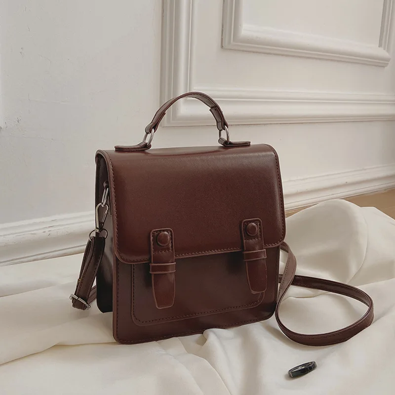 Осень/Зима 2021, новая простая маленькая квадратная ретро-сумка, сумка-Кембридж на одно плечо, сумка через плечо, женская сумка
Осень/Зима 2021, новая простая маленькая квадратная ретро-сумка, сумка-Кембридж на одно плечо, сумка через плечо, женская сумка