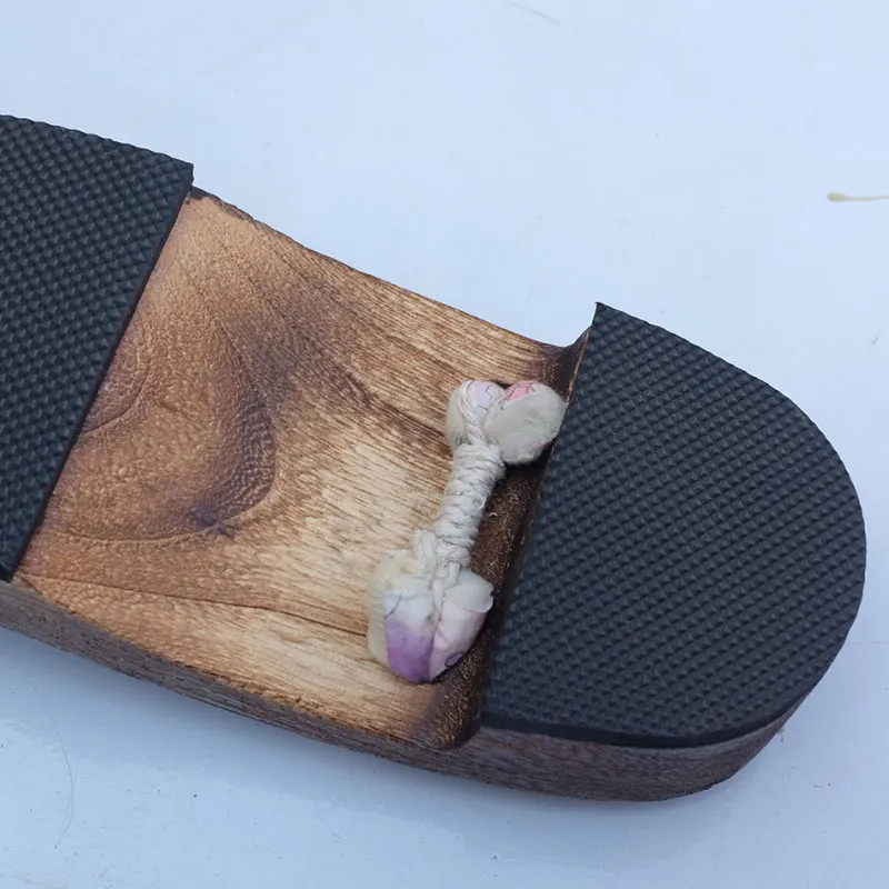 Japanese Traditional Shoes for Women Casual Wooden Paulownia Geta Chinese Oriental Summer Flip Flops Clogs Outdoor Sandals
Japanese Traditional Shoes for Women Casual Wooden Paulownia Geta Chinese Oriental Summer Flip Flops Clogs Outdoor Sandals