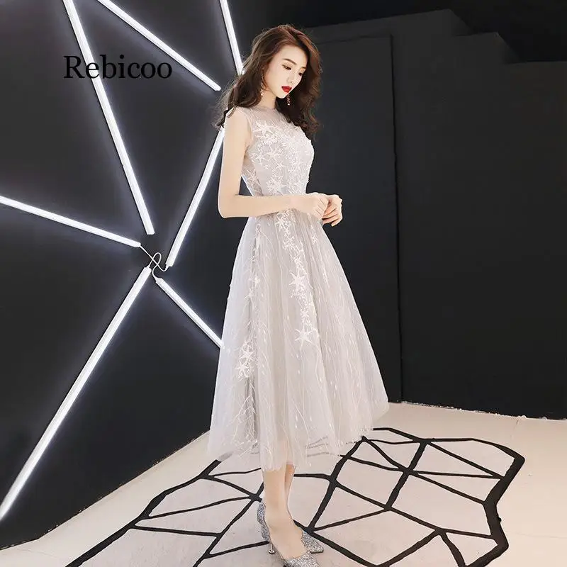 Prom Gowns Gray Champagne Boat Neck Full Sleeves A-line Party Dress Floor length Stars Plus Size Dresses
Prom Gowns Gray Champagne Boat Neck Full Sleeves A-line Party Dress Floor length Stars Plus Size Dresses