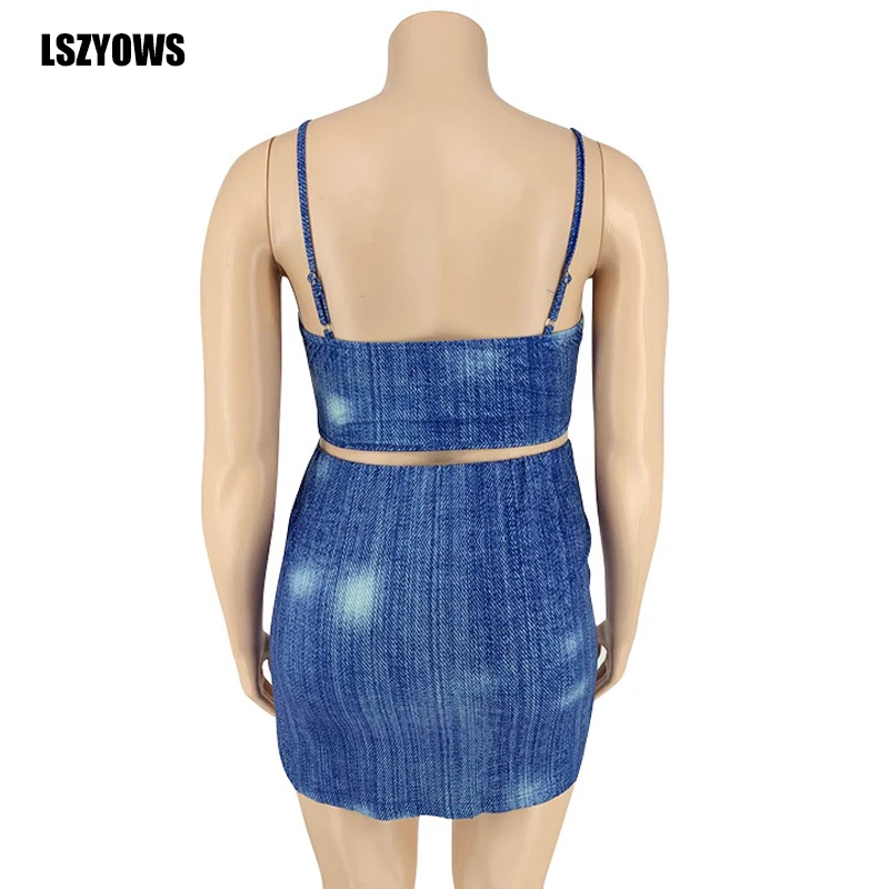 Plus Size Women Sets Spaghetti Strap Crop Top & Side Split Bodycon Mini Skirt Printed Two Piece Set Summer Ladies Casual Outfits 
Plus Size Women Sets Spaghetti Strap Crop Top & Side Split Bodycon Mini Skirt Printed Two Piece Set Summer Ladies Casual Outfits