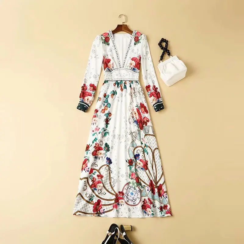 European and American women's clothing 2021 New Style for Spring Long sleeved V-neck floral print Fashionable long dress
European and American women's clothing 2021 New Style for Spring Long sleeved V-neck floral print Fashionable long dress