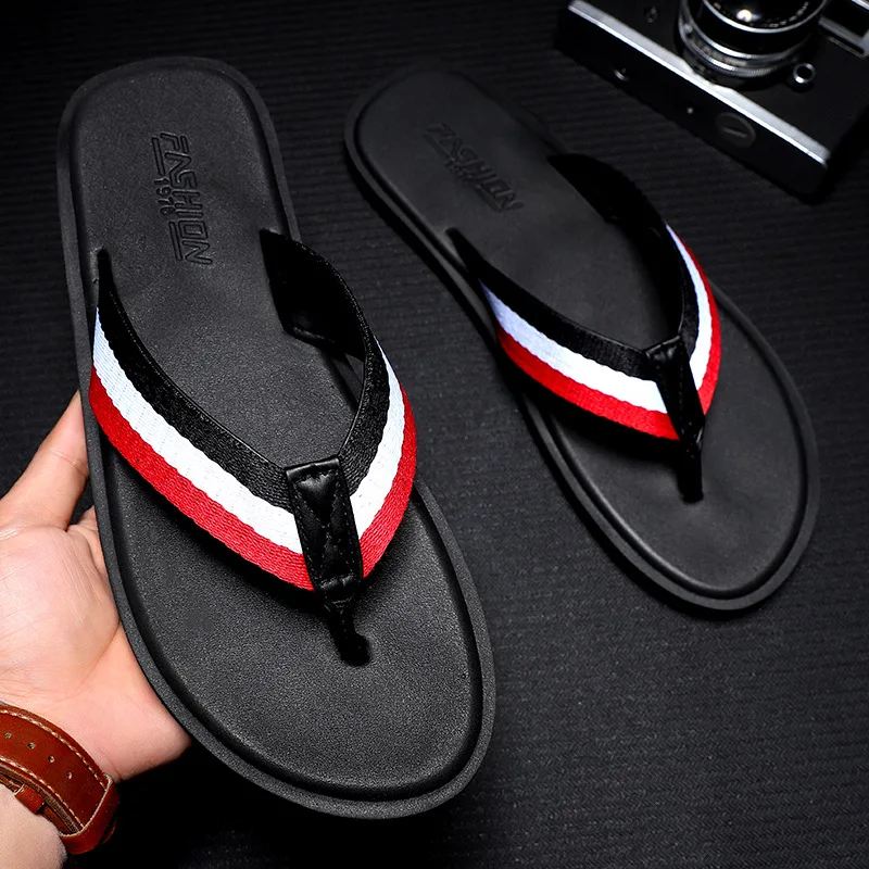 New Luxury Brand Designer Summer Men Slippers Beach Flat Sandals Outdoor Rubber Water Flip Flops Women Bathroom Home Slides Shoe
New Luxury Brand Designer Summer Men Slippers Beach Flat Sandals Outdoor Rubber Water Flip Flops Women Bathroom Home Slides Shoe