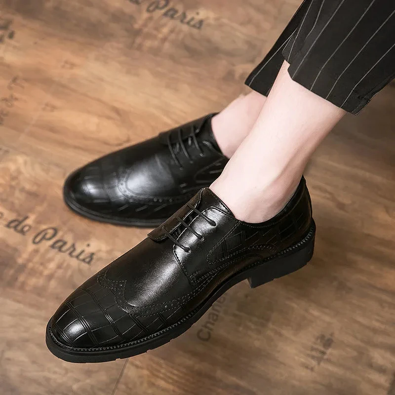 Men's Leather Shoes New Fashion Versatile Business Formal Casual Shoes Breathable Large Size Increased Men's Leather Shoes
Men's Leather Shoes New Fashion Versatile Business Formal Casual Shoes Breathable Large Size Increased Men's Leather Shoes