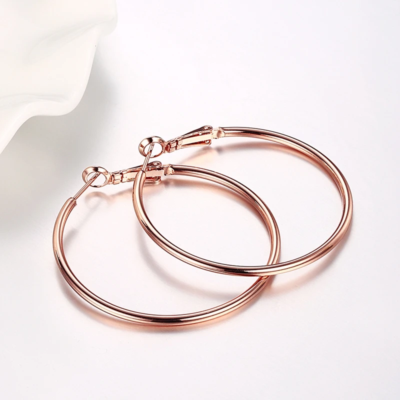 Smooth Large Hoop Earrings Rose Gold Color Womens Classic Big Circle Earrings Diameter 40mm*40mm
Smooth Large Hoop Earrings Rose Gold Color Womens Classic Big Circle Earrings Diameter 40mm*40mm