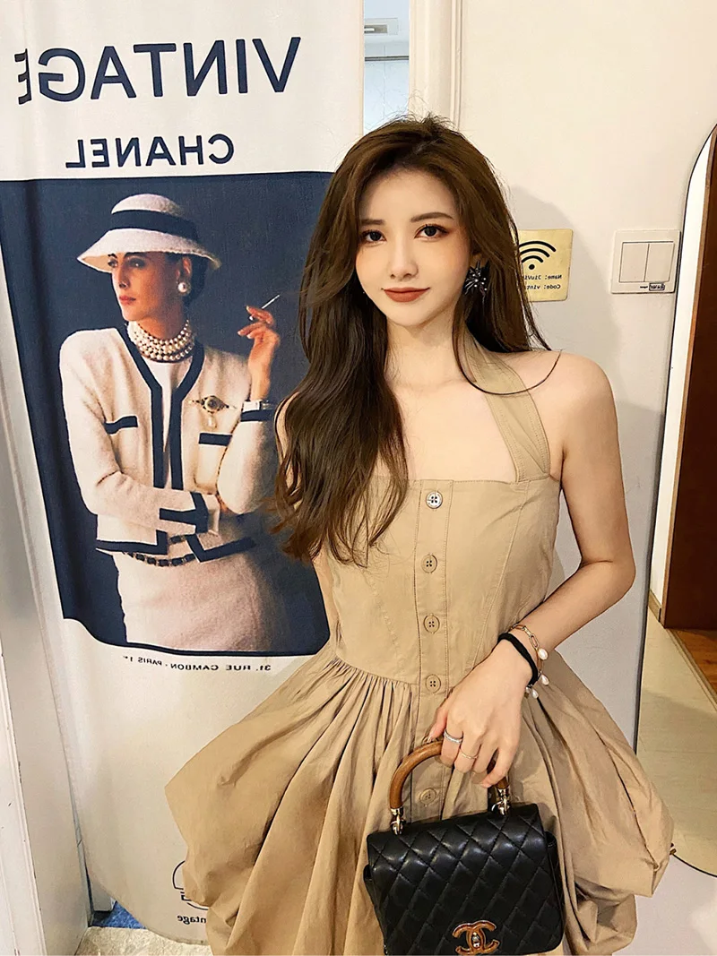 Halter dress women 2021 new style spring and summer sexy goddess fashion slim long skirt
Halter dress women 2021 new style spring and summer sexy goddess fashion slim long skirt