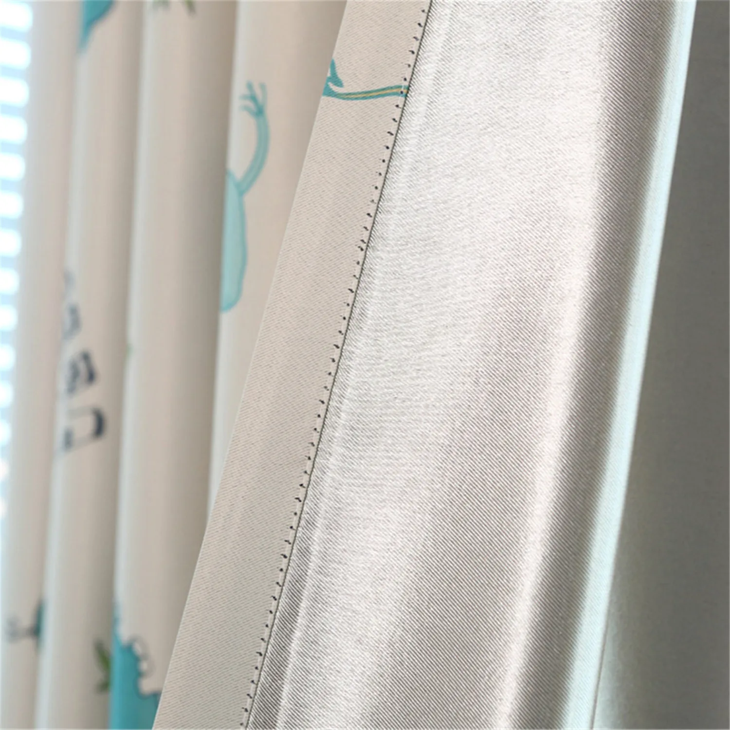 GYC2138 Hot Sale Animal Zoo World Curtains Living Room Children's Bedroom Kids Drapes 
GYC2138 Hot Sale Animal Zoo World Curtains Living Room Children's Bedroom Kids Drapes