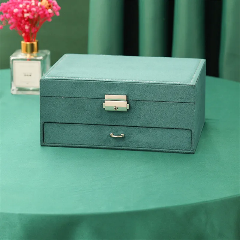 WE 2021 New Multifunction Green Flannel Jewelry Box for Women Double-layer Jewelry Organizer Necklace Earring Ring Storage Gifts
WE 2021 New Multifunction Green Flannel Jewelry Box for Women Double-layer Jewelry Organizer Necklace Earring Ring Storage Gifts