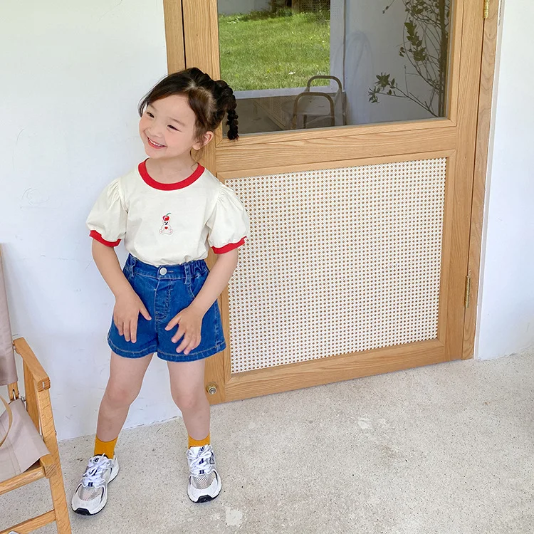 Baby girl clothes new summer korean style puff sleeve cotton top girls cartoon polka dots tshirt
Baby girl clothes new summer korean style puff sleeve cotton top girls cartoon polka dots tshirt